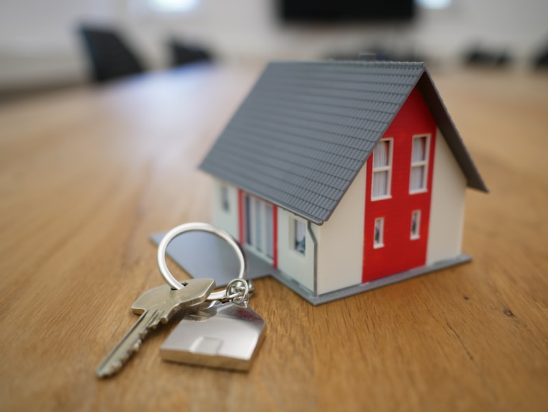 Home loan mortgage UAE expat 2025 property purchase